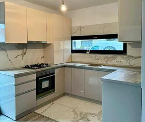 BUCATARIE LA COMANDA MDF MELAMINAT - DISPONIBIL IN BUCURESTI SI ILFOV